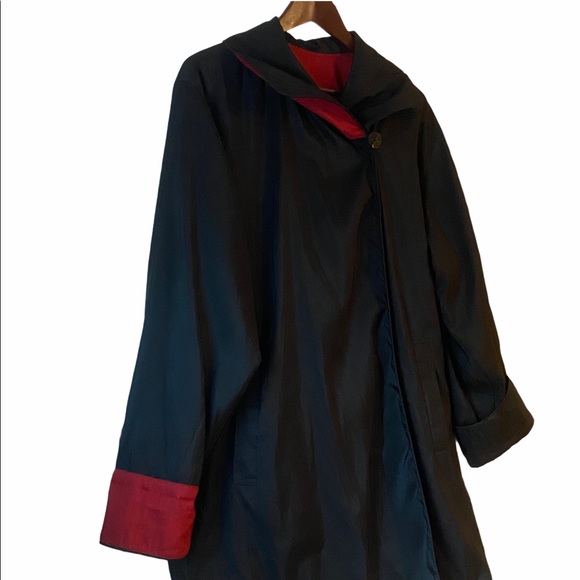 Mycra Pac Red and Black Reversible Coat, Sz M/L